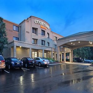 Courtyard By Marriott Providence Warwick Otel Exterior photo