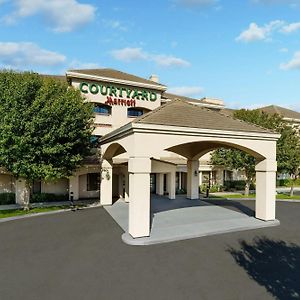 Courtyard By Marriott Salinas Monterey Otel Exterior photo