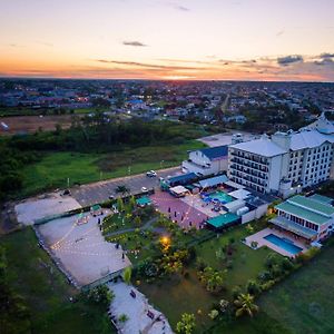 Courtyard By Marriott Paramaribo Otel Exterior photo