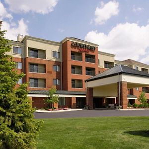 Courtyard By Marriott Akron Stow Otel Exterior photo