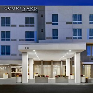 Courtyard By Marriott Hamilton Otel Exterior photo