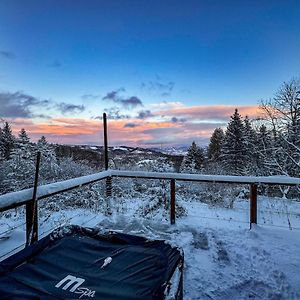 Chalet Isole Avec Jacuzzi Et Vue Panoramique Boncourt Exterior photo