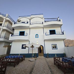 Sharqotel Luksor Exterior photo