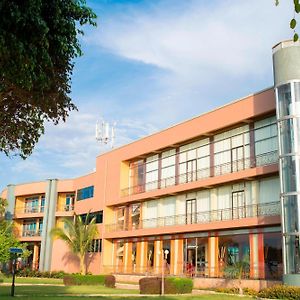 Protea Hotel By Marriott Entebbe Exterior photo