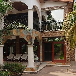 The Crib Villa Pantang Exterior photo