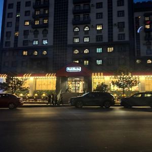 Sion Hotel Mekhrably Exterior photo