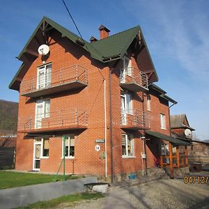 Yaremche House Otel Exterior photo