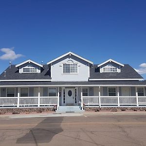 Canyon Country Inn Williams Exterior photo