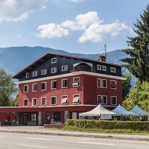 Maison De Savoie Otel Saint-Pierre-dʼAlbigny Exterior photo