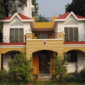 Ghanvatkar Bunglow Resort Alībāg Exterior photo