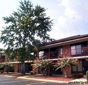 Super 8 La Grange Otel Exterior photo