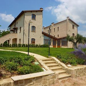 Agriturismo Canalicchio Villa Pianello  Exterior photo