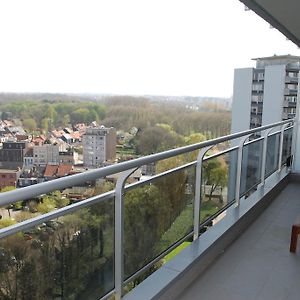 Apartment View Of Anvers Room photo