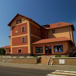 Penzion Na Stavidle Otel Uherské Hradiště Exterior photo