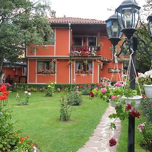 Family Hotel Kalina Koprivştitsa Exterior photo