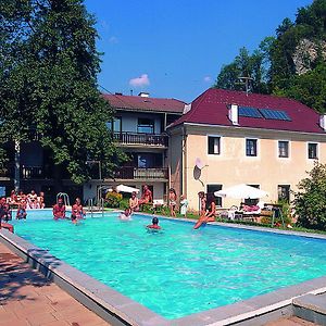 Gasthof Pension Rabl Otel Völkermarkt Exterior photo