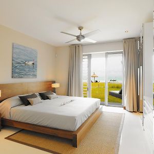 Coin De Paradis Luxury Beachfront Apartment Pointe d'Esny Room photo