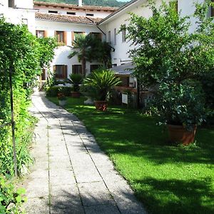 Albergo Ristorante Borghese Montereale Valcellina Exterior photo