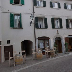 Locanda Guelfo Otel Tredozio Exterior photo