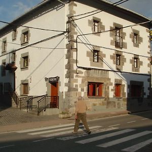 Hostal Betelu Otel Exterior photo