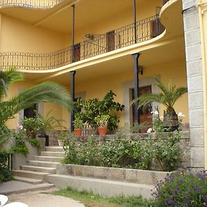 Hostal La Colonial Konuk evi Madrigal de la Vera Exterior photo