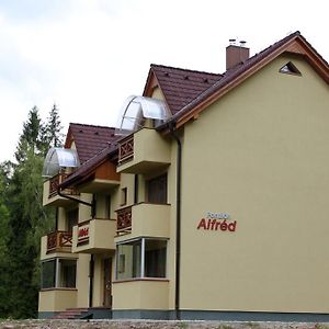 Penzion Alfred Otel Stará ľubovňa Exterior photo