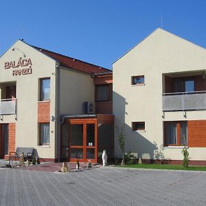 Balaca Panzio Otel Veszprém Exterior photo