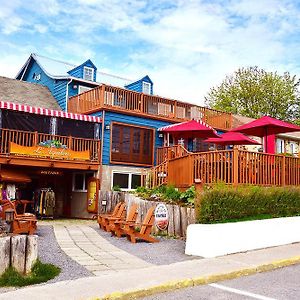 La Galouine Auberge Otel Tadoussac Exterior photo