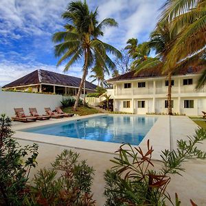 Momo Beach House Otel Panglao Exterior photo