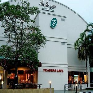 Traders Inn Brunei Bandar Seri Begavan Exterior photo