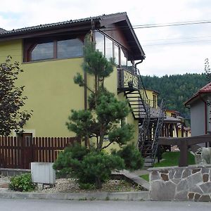 Penzion Zlaty Orol Otel Helcmanovce Exterior photo