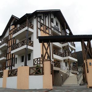 Pensiunea Gold Otel Durau Exterior photo