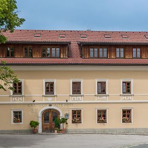 Alte Post Otel Feistritz an der Gail Exterior photo