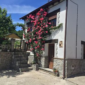 Casa Rural Fuentesil Konuk evi Robles de Laciana Exterior photo