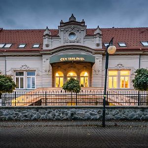 Penzion Central Park Otel Žilina Exterior photo