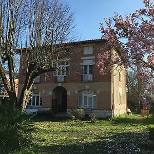 Chez Dan Et Vero - Chambre D'Hote Otel Moissac Exterior photo