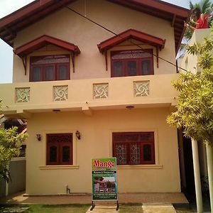 Yoho Mango House Otel Negombo Exterior photo