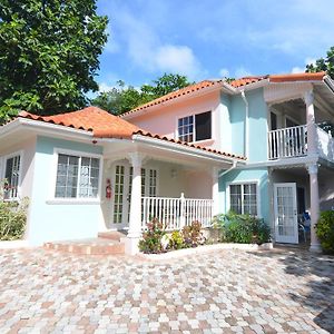 Tropical Lagoon Resort Port Antonio Exterior photo