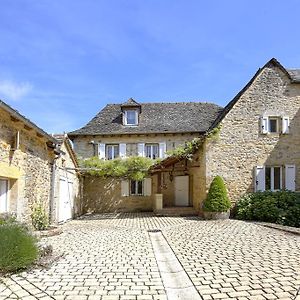 La Source Gilhodes Otel Castelnau-de-Mandailles Exterior photo