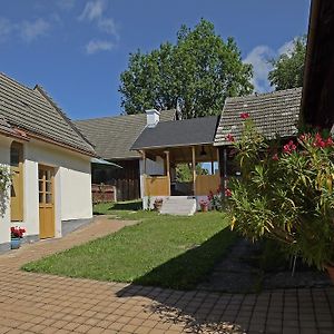 Ferienhaus Thayahof Daire Waidhofen an der Thaya Exterior photo