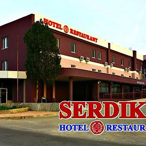 Hotel Serdica Silistre Exterior photo