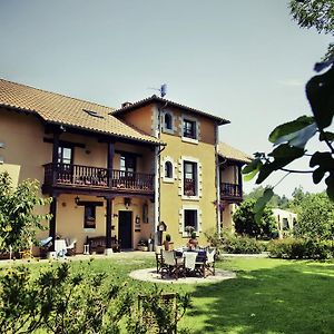 Fuente De Las Anjanas Otel Estrada Exterior photo