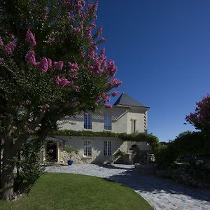 Domaine De Larchey Otel Saint-Médard-dʼEyrans Exterior photo