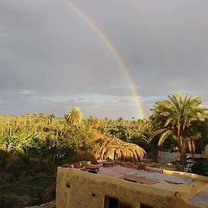 Zad El Mosafer Otel Tunis Exterior photo