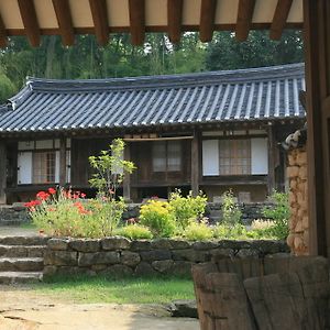 Yi Jin-Rae'S Historic House Otel Boseong Exterior photo