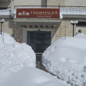 Cedars Palace Otel Al Arz Exterior photo