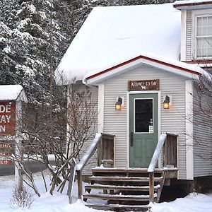 Hyde Away Inn Waitsfield Exterior photo