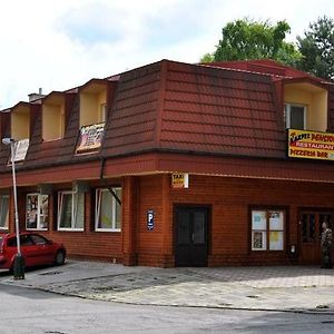 Penzion Kaspec Otel Uničov Exterior photo