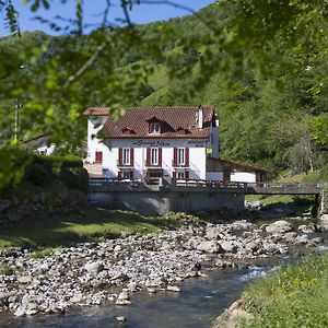 Les Sources De La Nive Otel Esterençuby Exterior photo