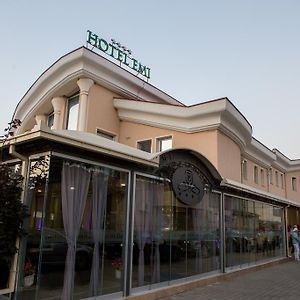 Hotel Emi Ustrumca Exterior photo